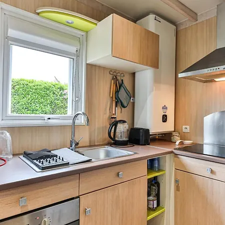 アパート 68 Village De La *